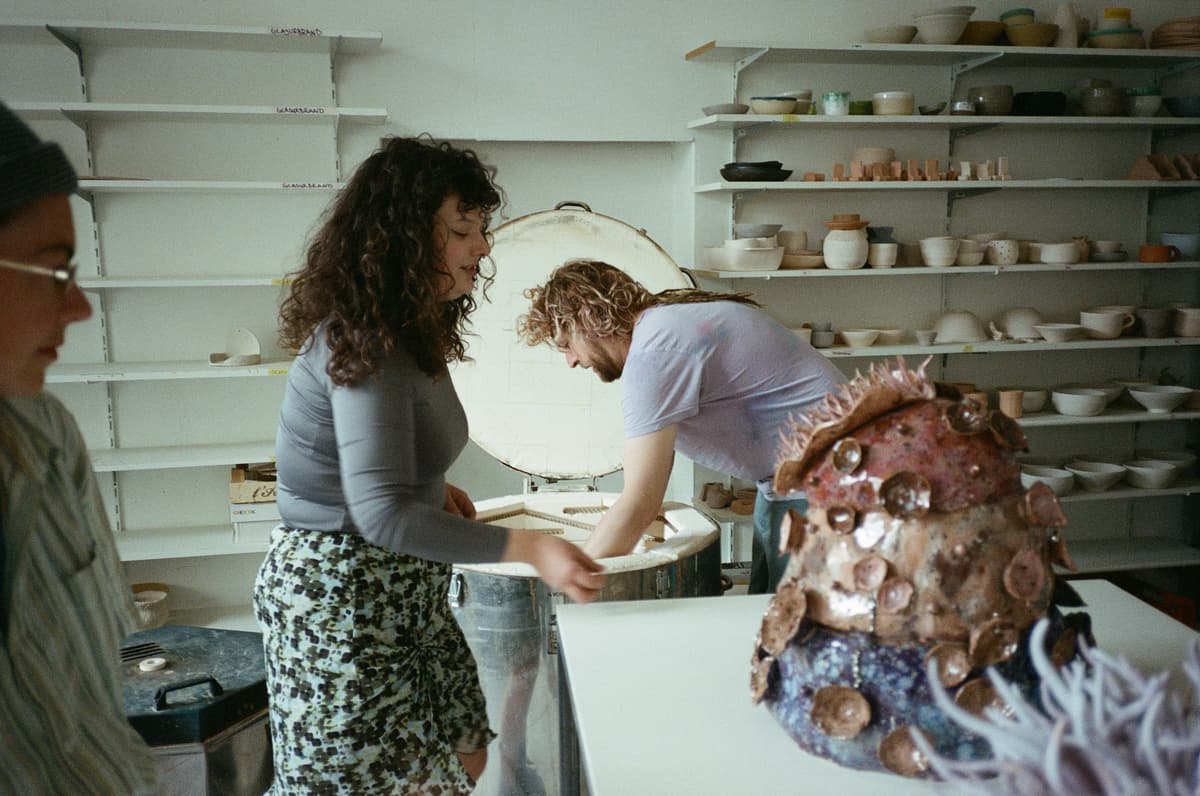 Titelbild für Alle haben Lust, irgendwas abzureißen